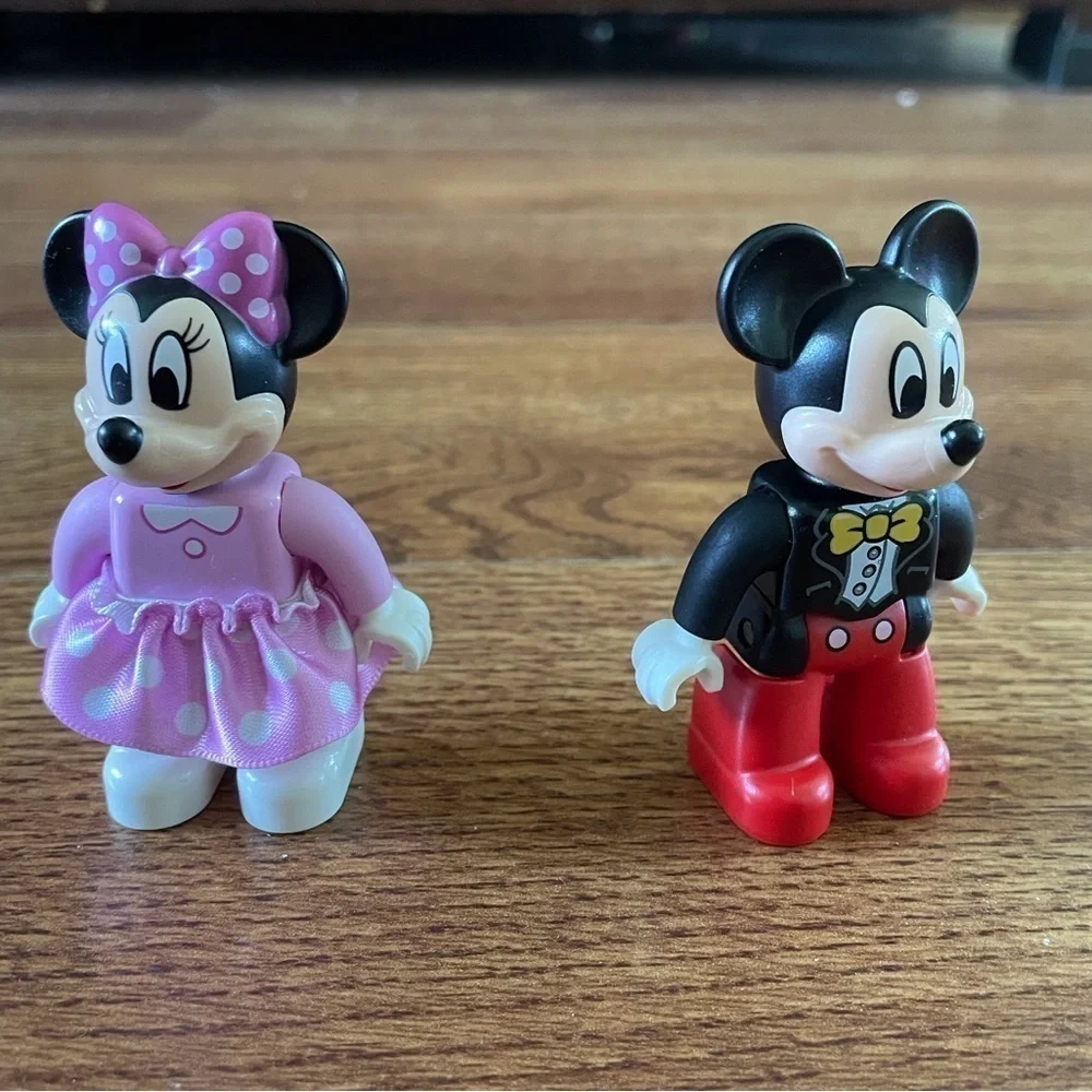 Lego Duplo x Disney preschool Mickey & Minnie Mouse figures